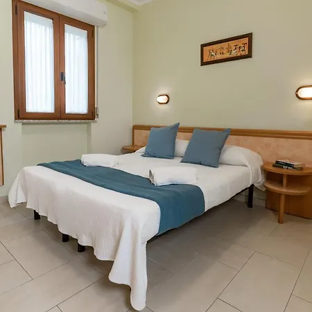 Greta Hotel 2*