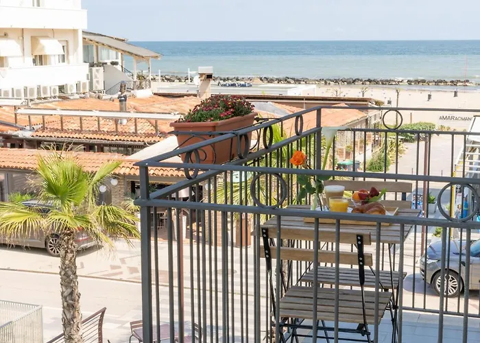 Greta Hotel 2*